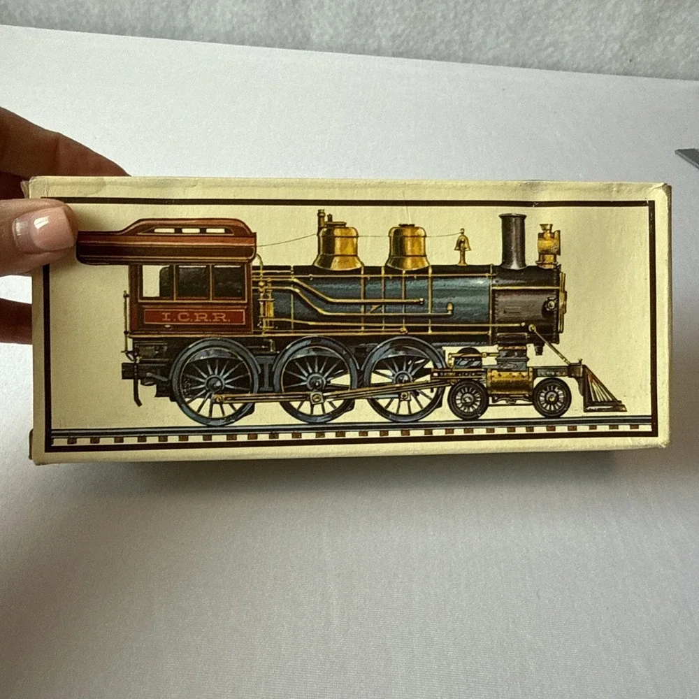 Vtg 1970s Avon Cannonball Express 4-6-0 Train Locomotive Decanter FULL W/Box